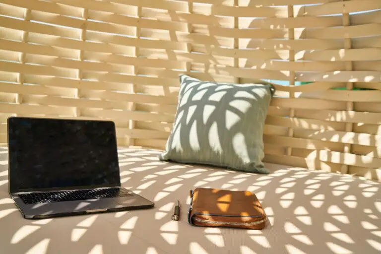 Photo Travel pillow