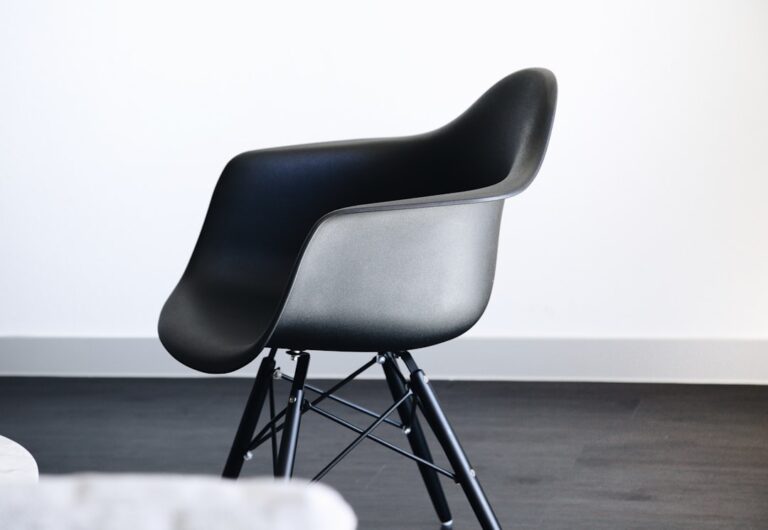 Photo Infested furniture
