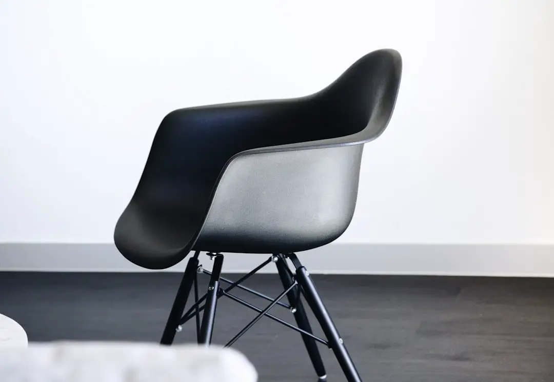 Photo Infested furniture