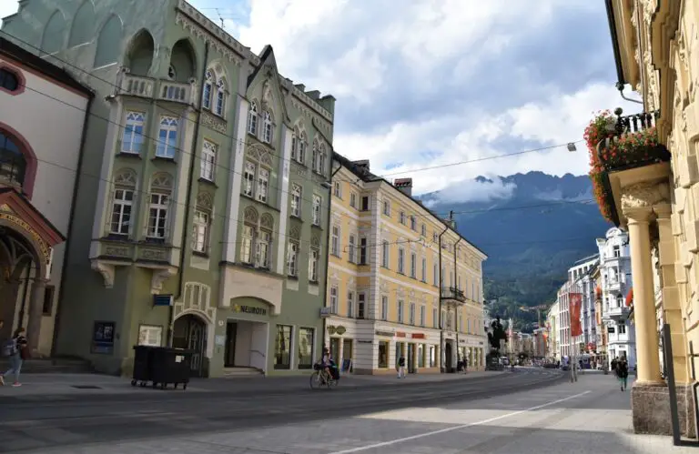 Photo Travel Town