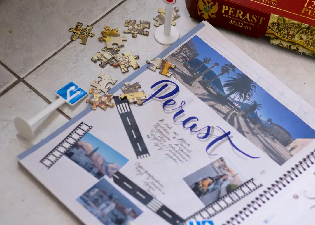 Photo Travel brochure
