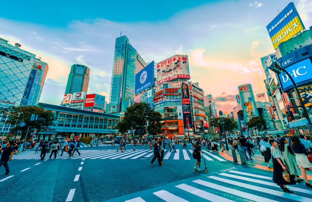 Photo best time to travel to japan weather