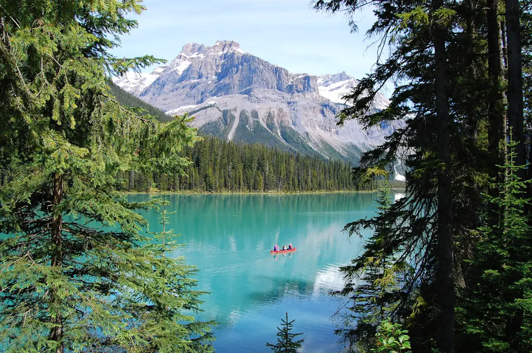 Photo best time to travel to vancouver canada