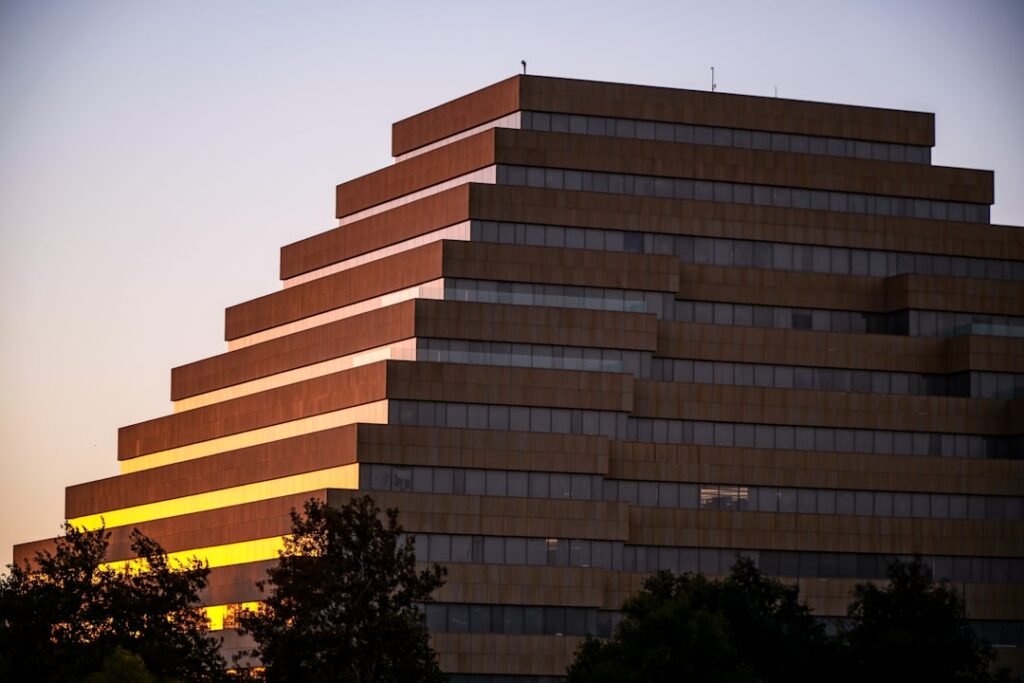 Photo Pyramids at sunset