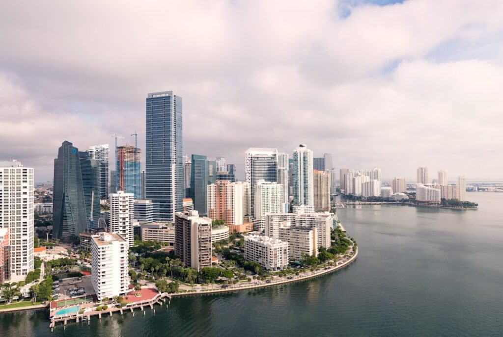 Photo when is the best time to travel to miami florida