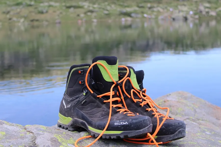 Are High Top Hiking Boots Better for Support and Stability? Photo "Are high top hiking boots better?"