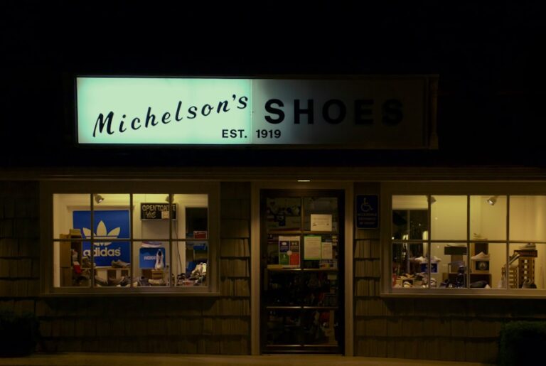 Photo "where can i find hiking boots"