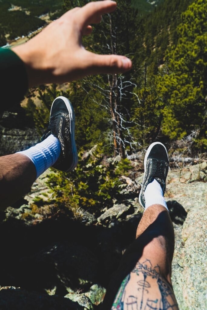 Photo "Are compression socks good for hiking?"