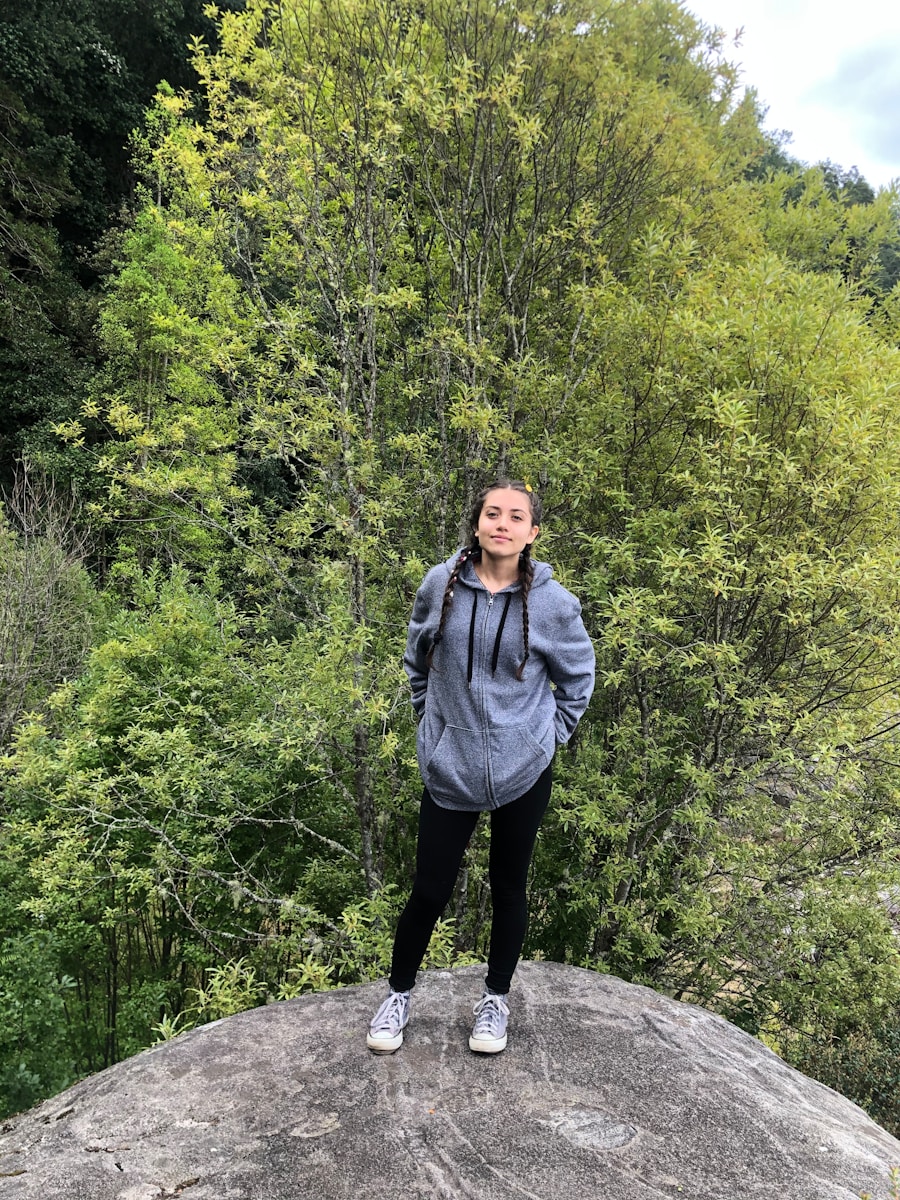 Photo "does hiking help you lose weight"