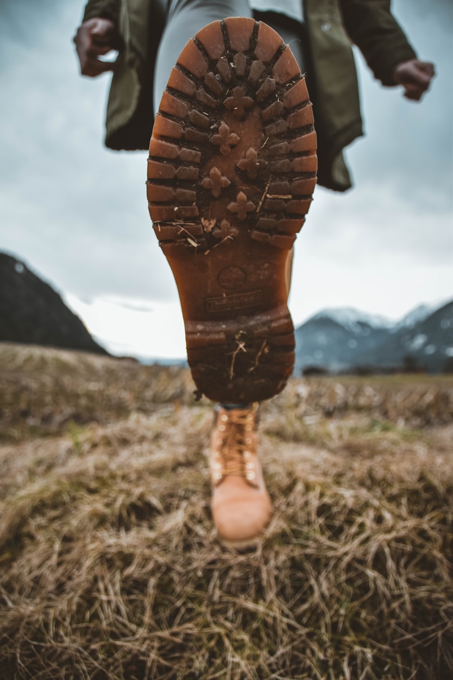 Photo "how to fit hiking boots"
