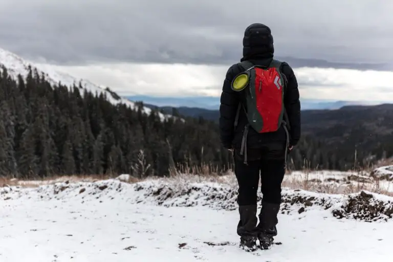 Photo "What to wear hiking in cold weather"