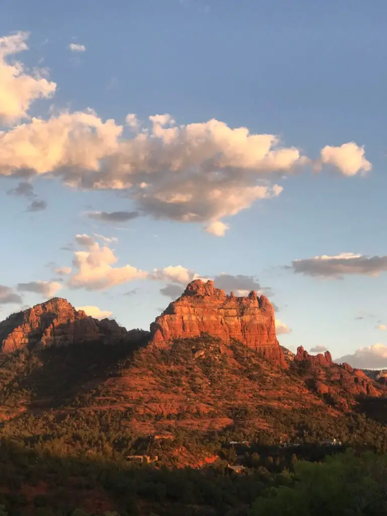 Photo "where to stay in Sedona for hiking"