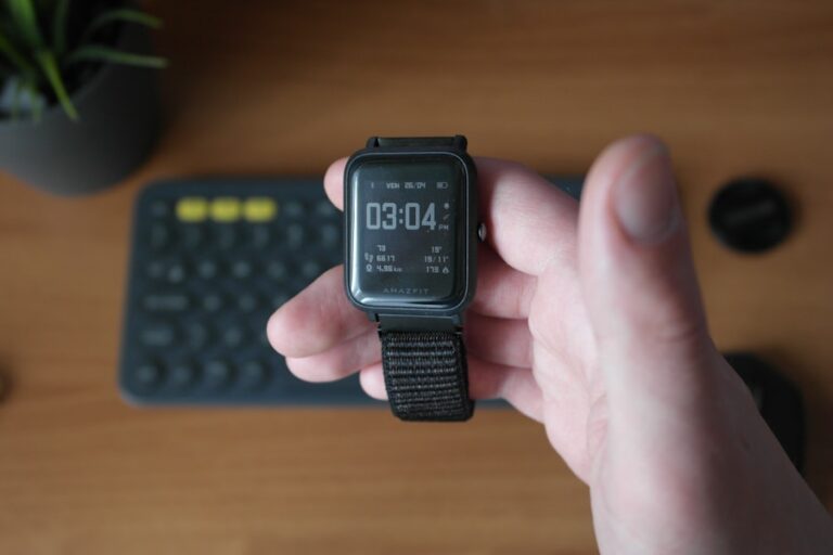 Photo "how many calories burned from hiking"