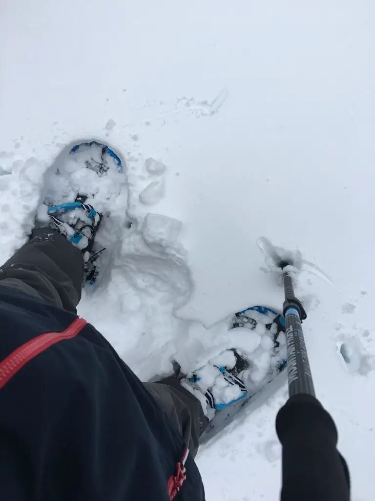 Photo "Can you wear hiking boots in the snow?"