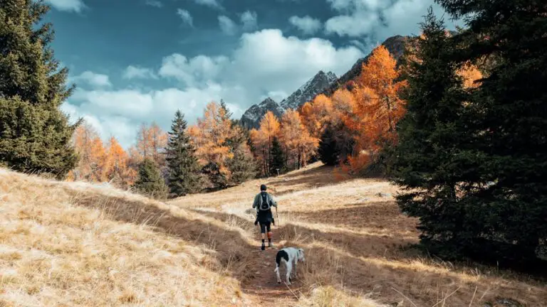 Photo What to wear hiking in autumn