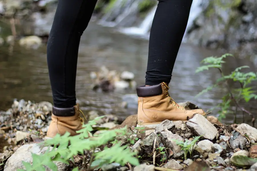 Photo "how to stretch hiking boots"