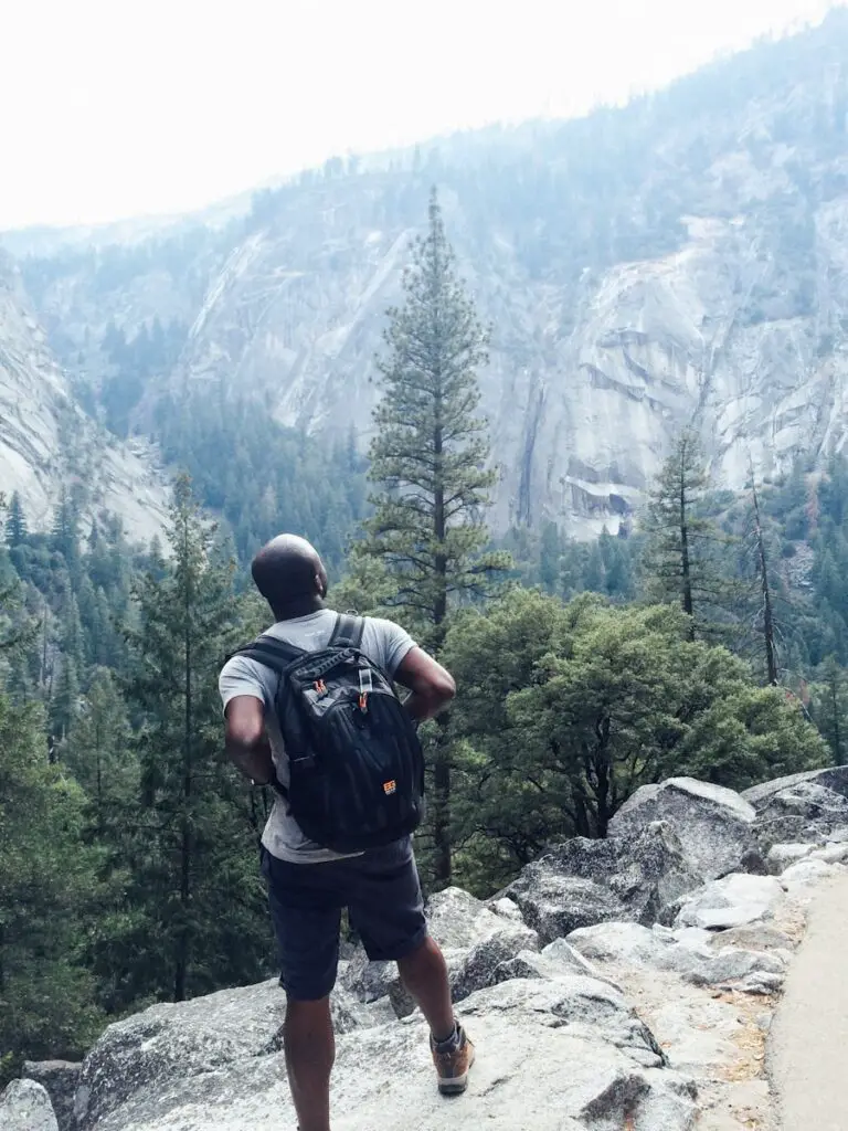 Photo "Why is hiking good for your mental health?"