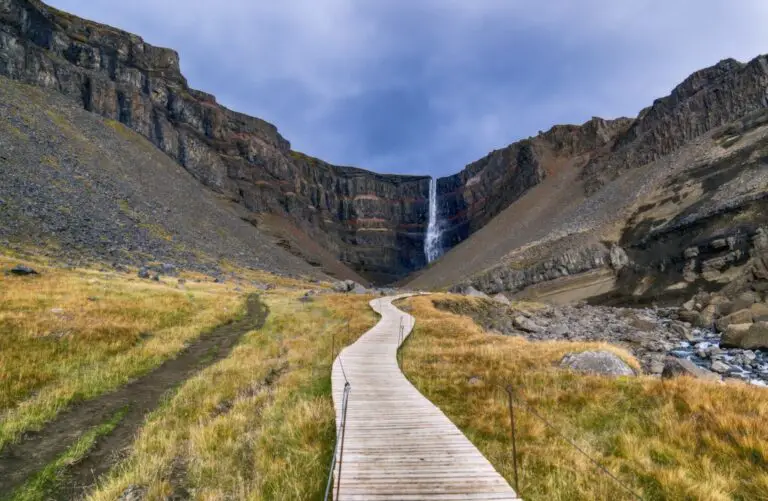 Photo Mountain trail
