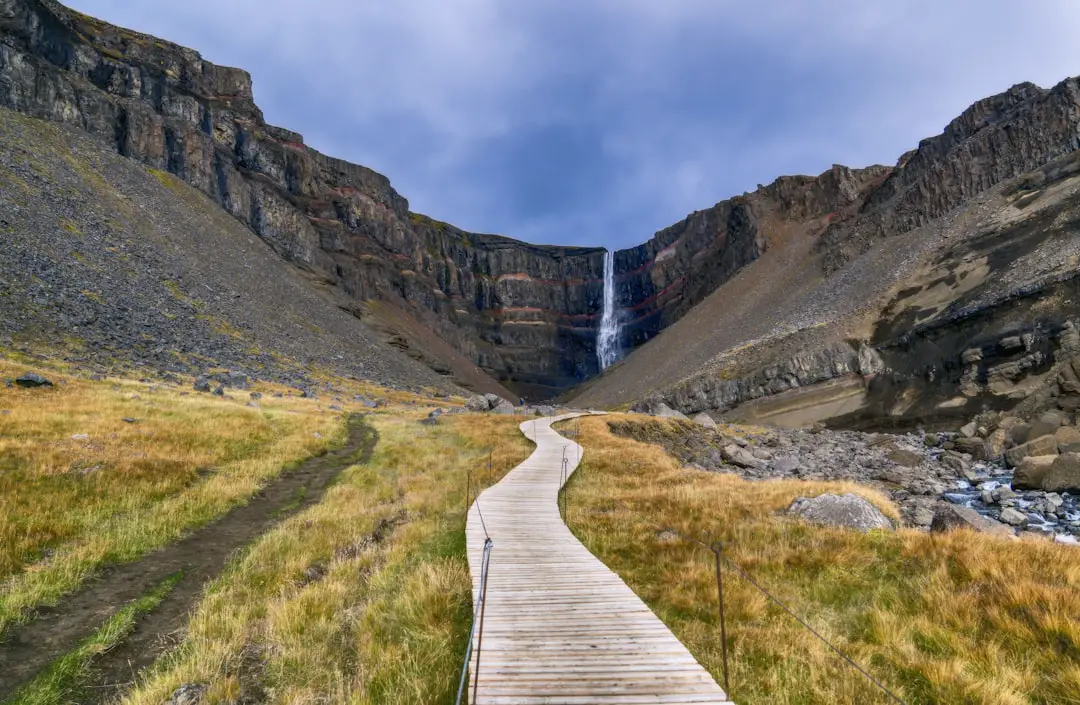 Photo Mountain trail