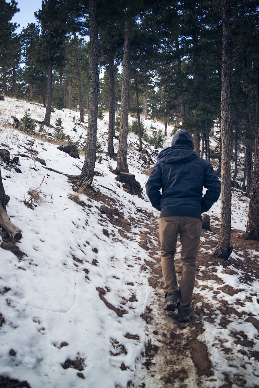 Photo "What to wear hiking in winter"
