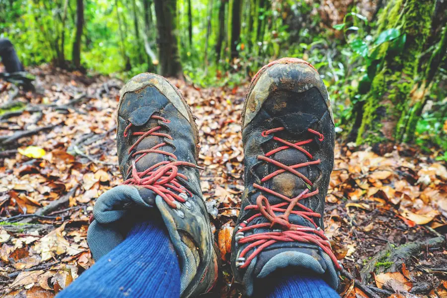 Photo "how should hiking shoes fit"