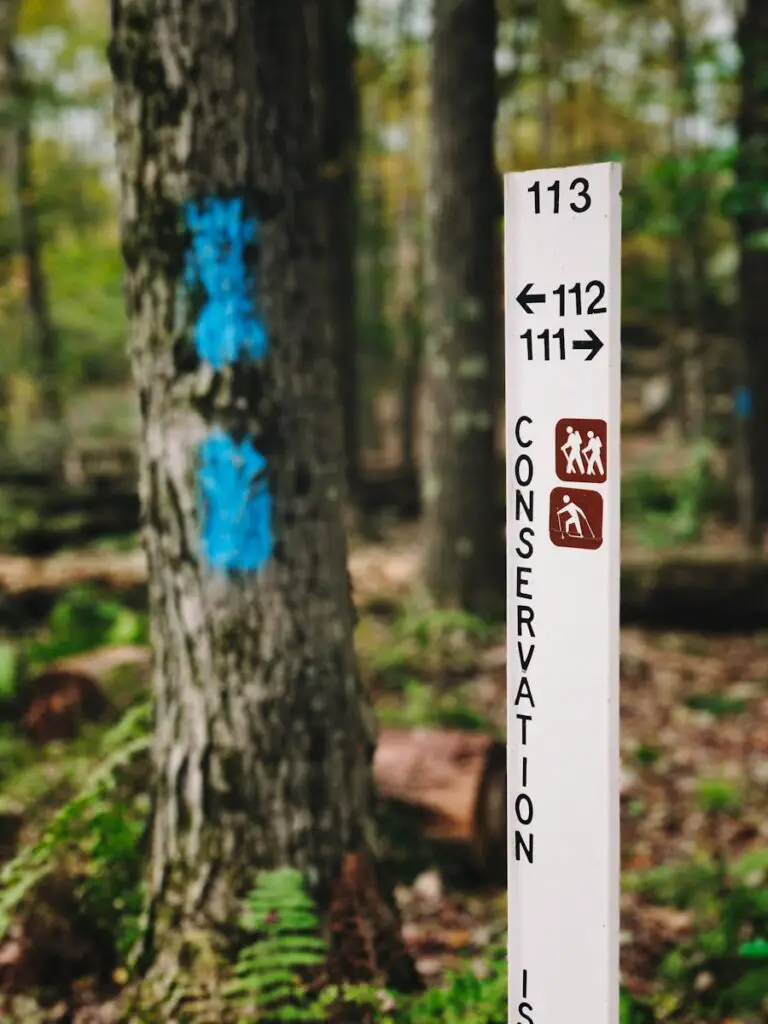 Photo "how to find hiking trails"