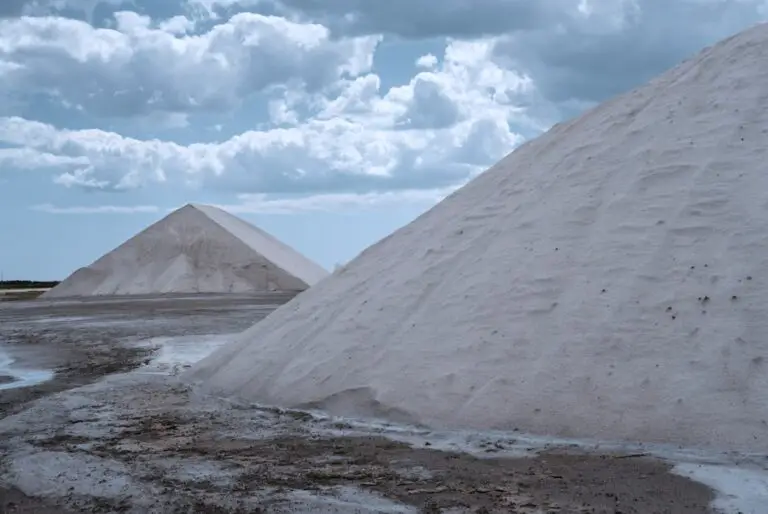 Photo "is us hiking tariffs on phosphate"