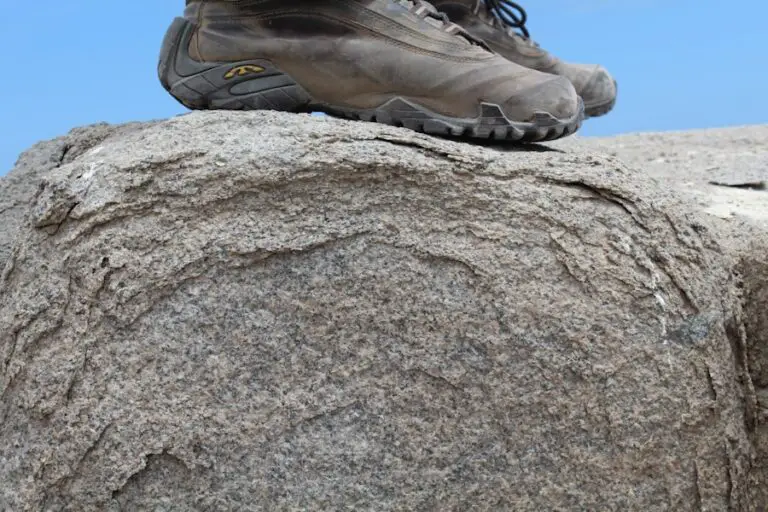 Photo "how should a hiking shoe fit"