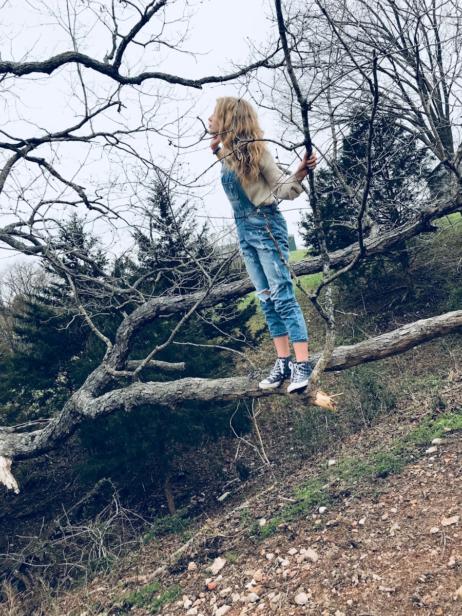 Photo "are jeans good for hiking"