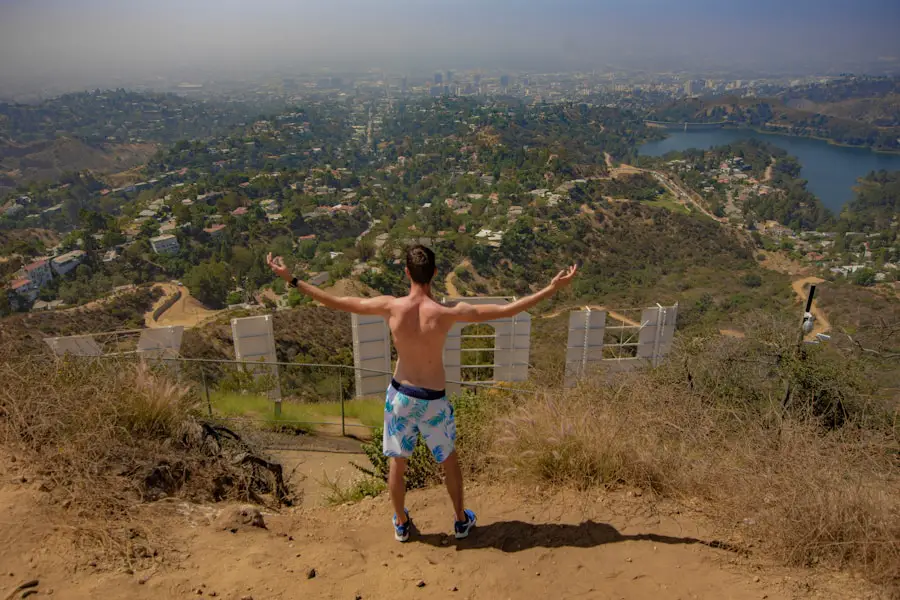 Photo "how many calories burned hiking"