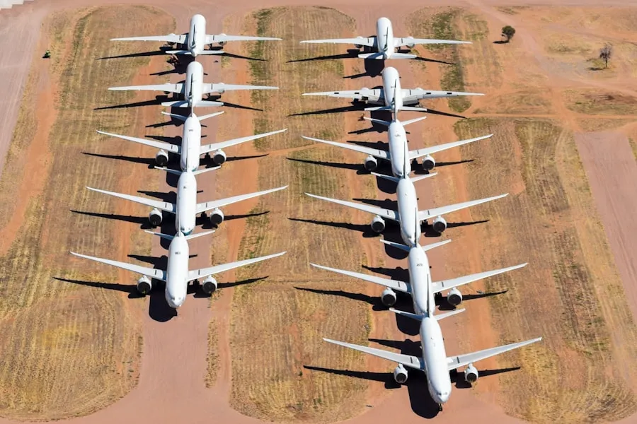 Exploring the World's Major Airlines Large passenger aircraft operated by a major airline