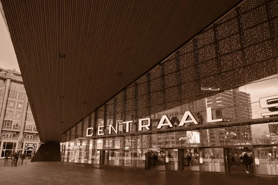 Alaska Airlines Terminal at LAX: Your Guide Alaska Airlines check-in and security area at LAX Terminal 6