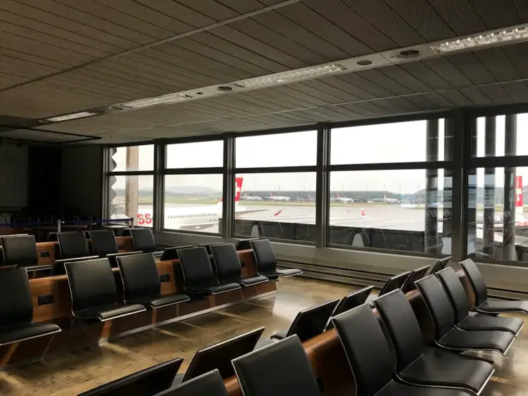 Photo Airport terminal