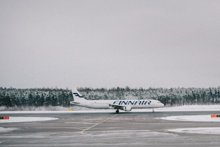 Photo Alaska Airlines CEO