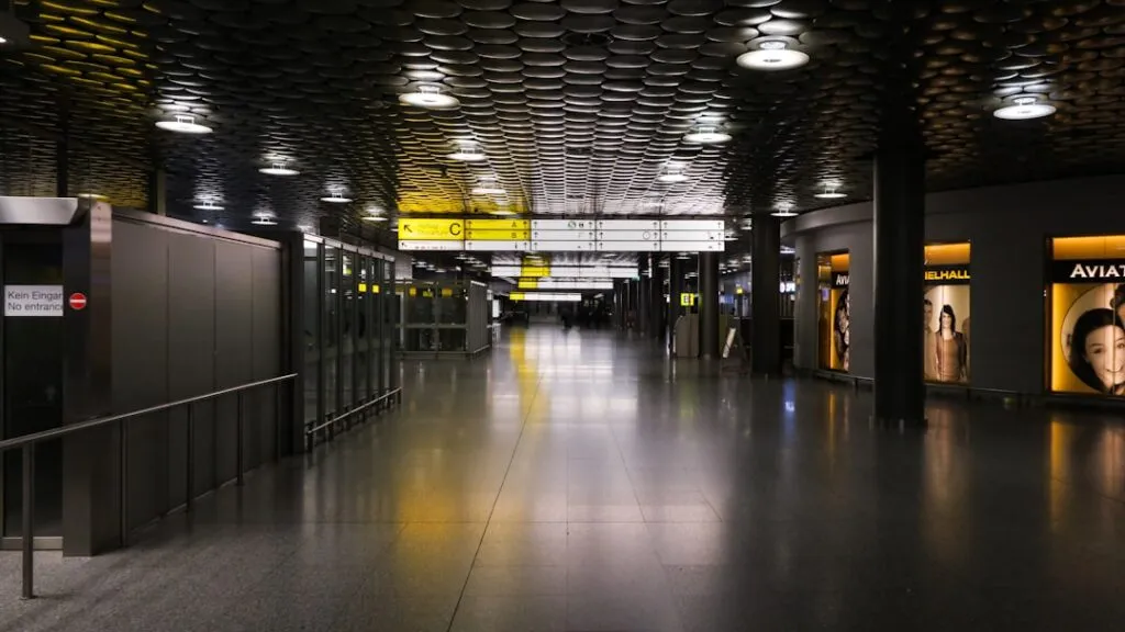 Alaska Airlines Terminal at LAX: Your Guide Photo Terminal 6