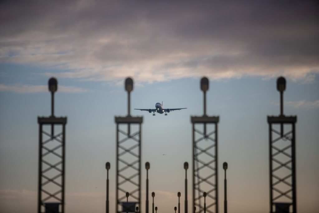 Photo Airplane landing