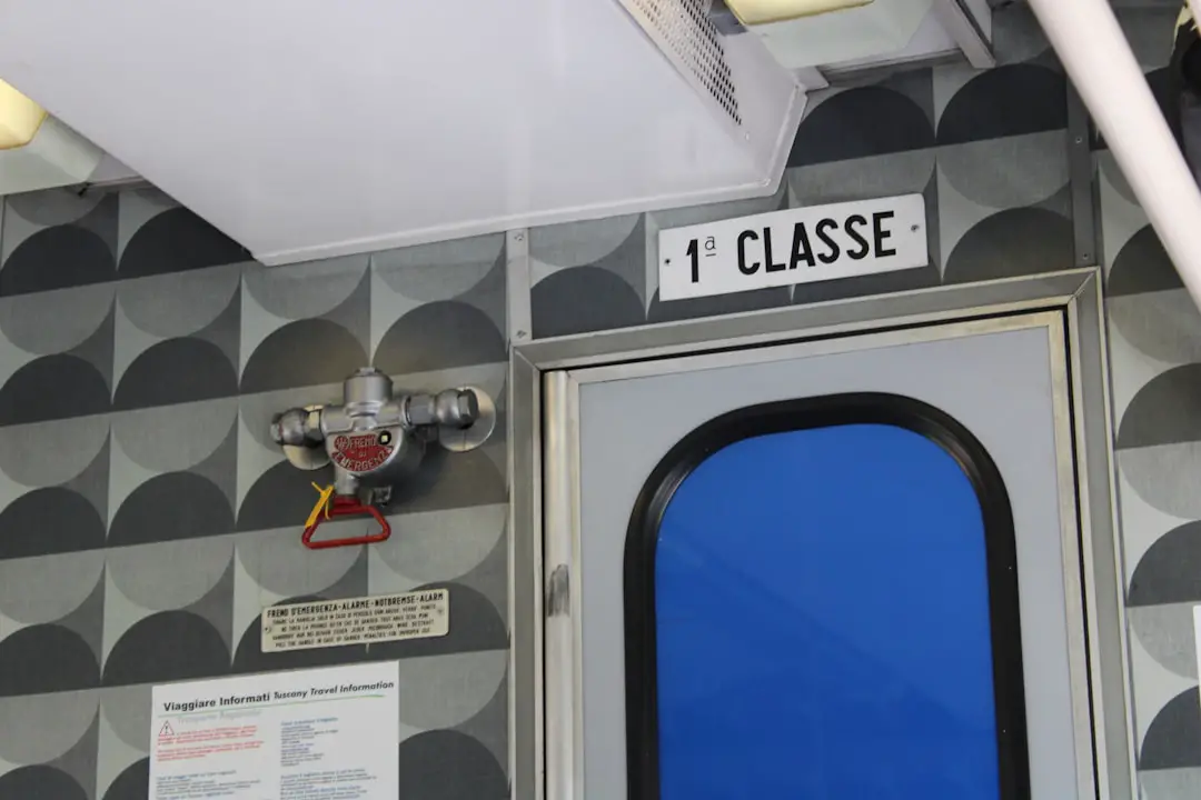 Photo First Class