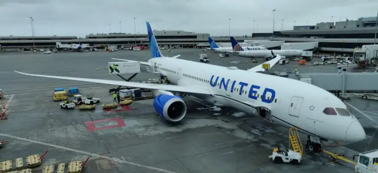 Photo Yes, United Airlines has charging ports