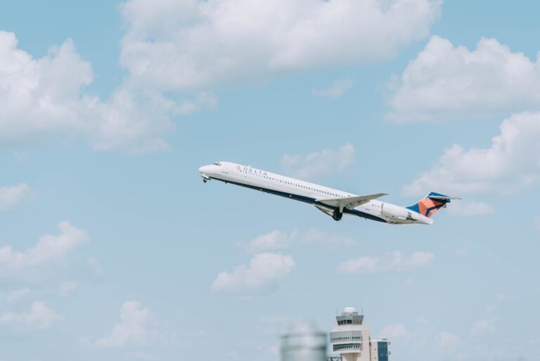 Photo Delta airplane