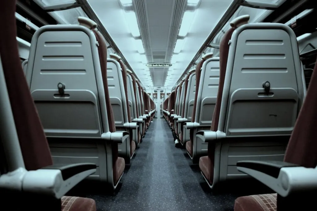 Allegiant Air Review 2026: Safe, Reliable or Cheap? Photo Airplane interior