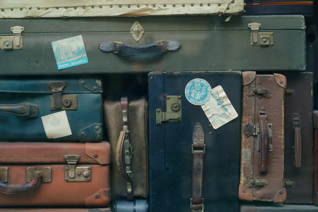 Photo Luggage shipping