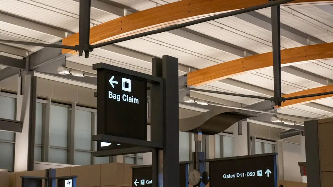 Photo Airline ticket counter