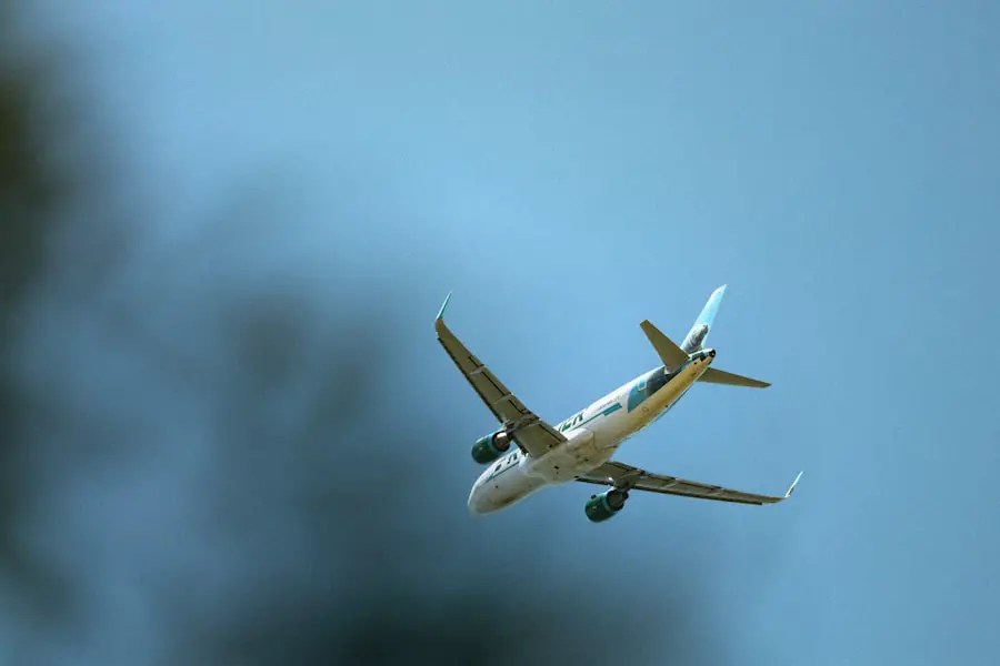 spirit airline pilots make