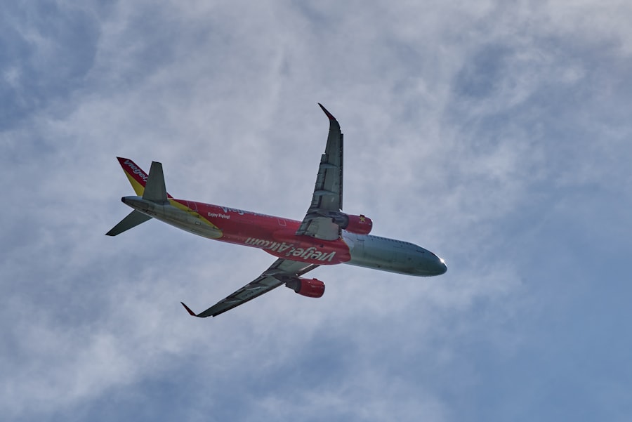 airlines fly into destin florida