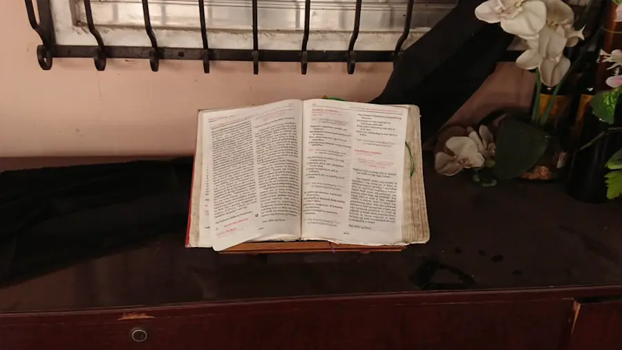 bibles in hotel rooms