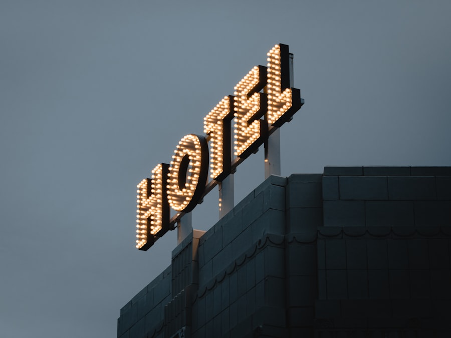 hotel valet tip