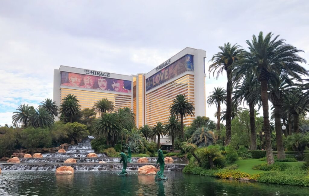 Photo Palms Hotel and Casino ownership