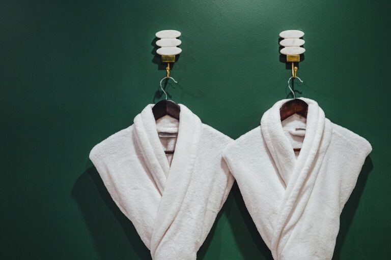 Photo hotels towels white