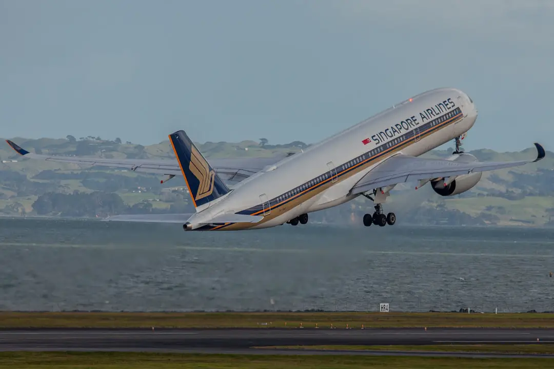 Photo expensive airline