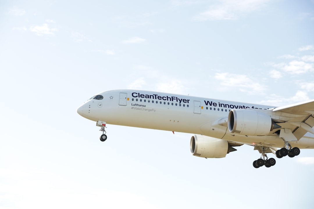 Photo charter airline